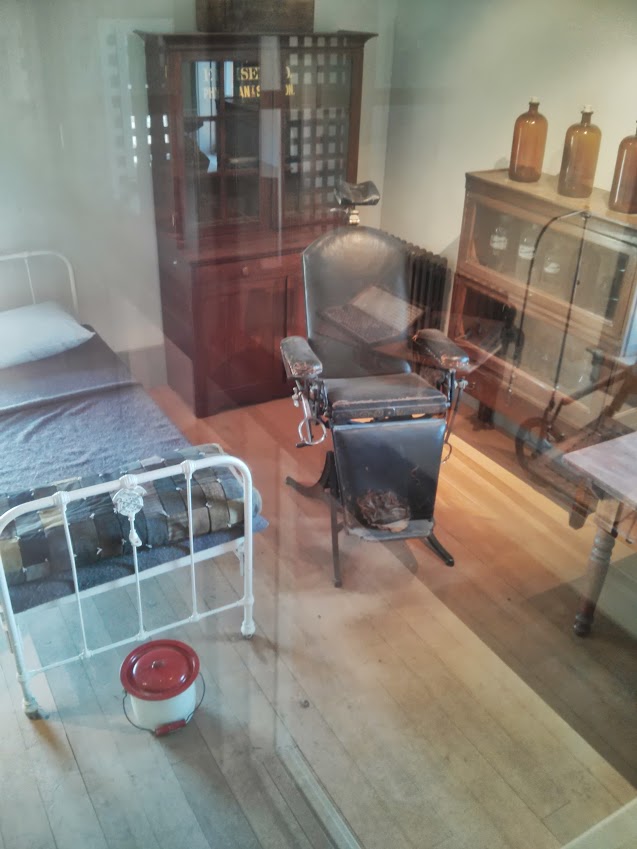 We sure have come a long ways from 19th-century prison dental work!