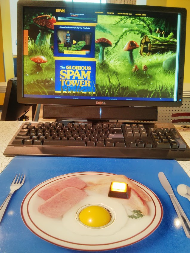 I'll admit, even with all of my computer experience, I've never seen a sunny side up trackball before